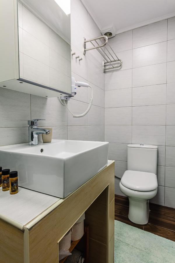 Citysea Fusion, Elegant Gem Minutes From The Beach Kalamata Exteriör bild